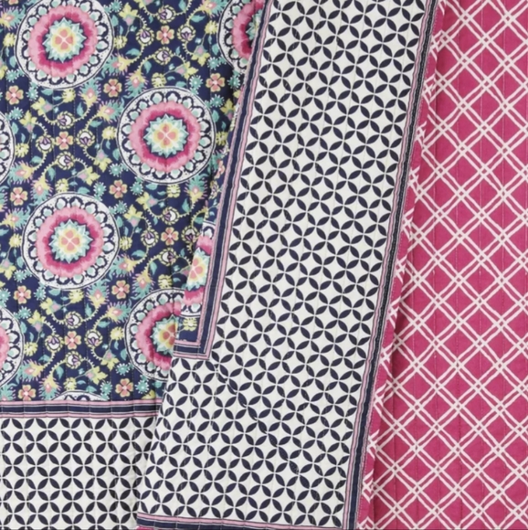Vera Bradley Bedding Vera Bradley Floral Medallion Reversible Quilt
